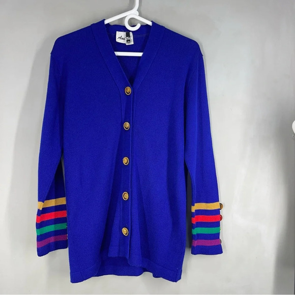 Vintage Ami Knits Vintage Blue Sweater Size 4
Made in The USA - Picture 2 of 11